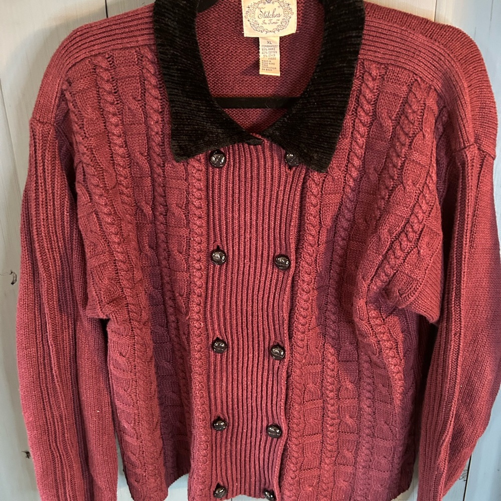 Stylish Women's Double-Breasted Cardigan - Maroon and Black | Size XL
